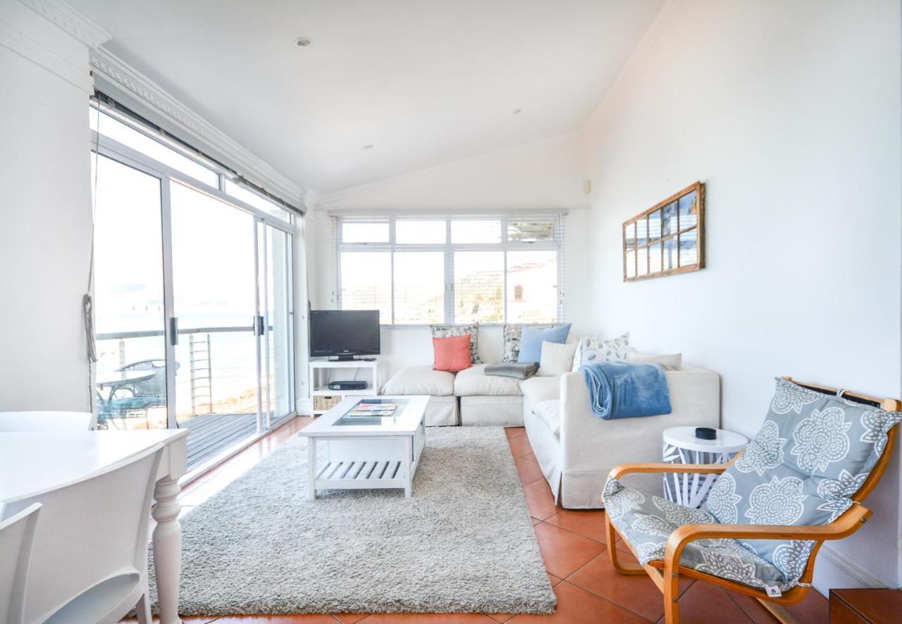 Appartement Oceanfront Penthouse à Muizenberg Extérieur photo