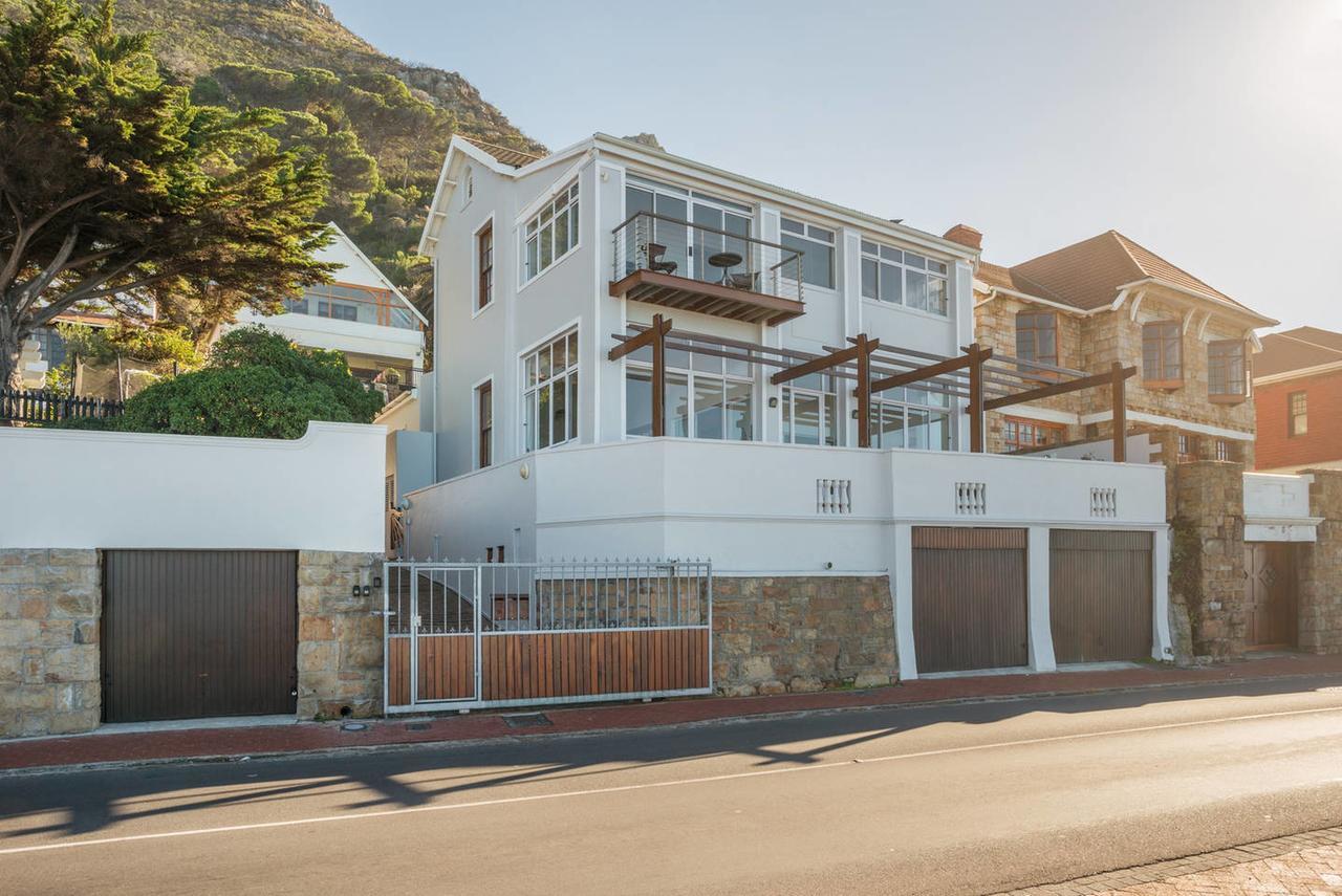 Appartement Oceanfront Penthouse à Muizenberg Extérieur photo